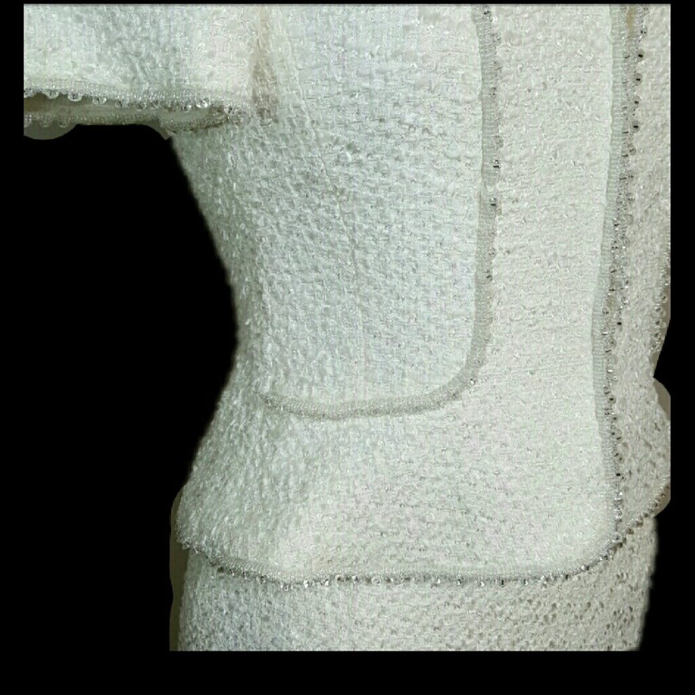 Escada Cream Textured Short-Sleeve Jacket and Skirt Set - Picture 2 of 4